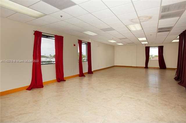 Small Image of 2227 N Federal Hwy, Hollywood, FL 33020, USA Number 11