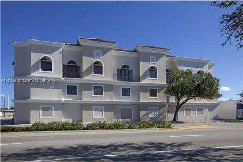 Small Image of 2227 N Federal Hwy, Hollywood, FL 33020, USA Number 5