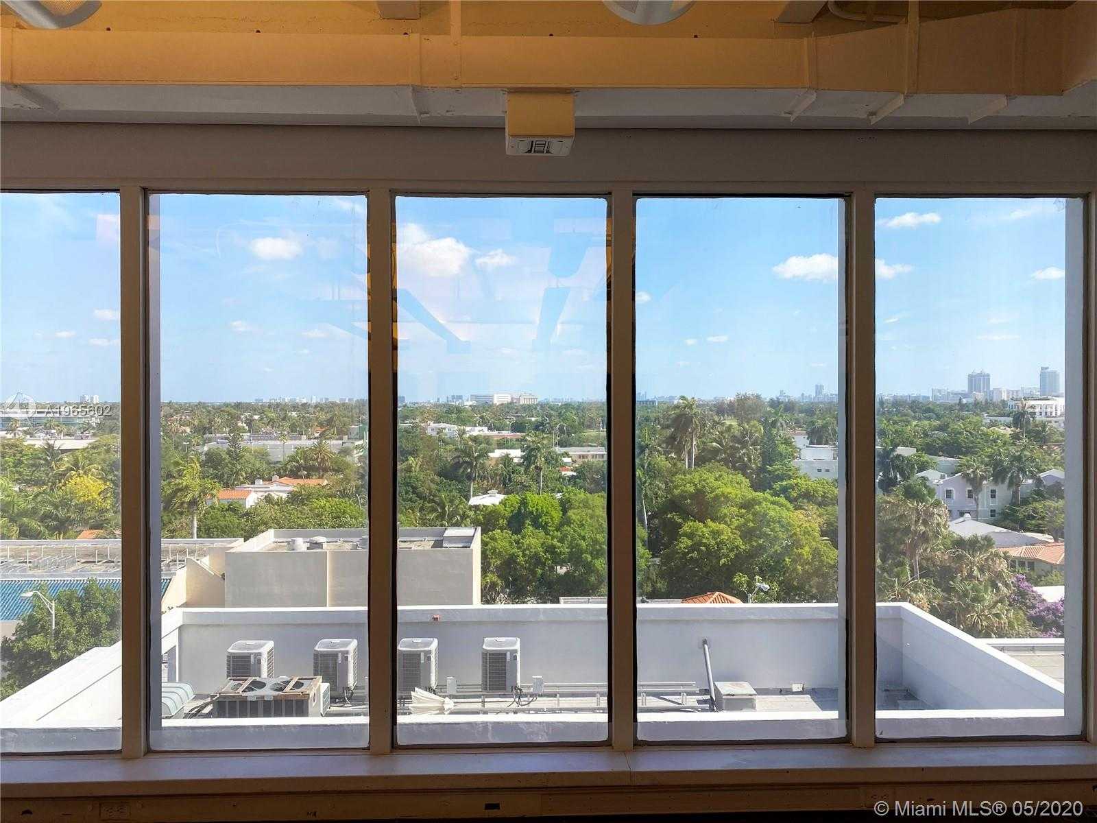 Small Image of 1680 MICHIGAN AV #TOPFLR, Miami Beach Number 14