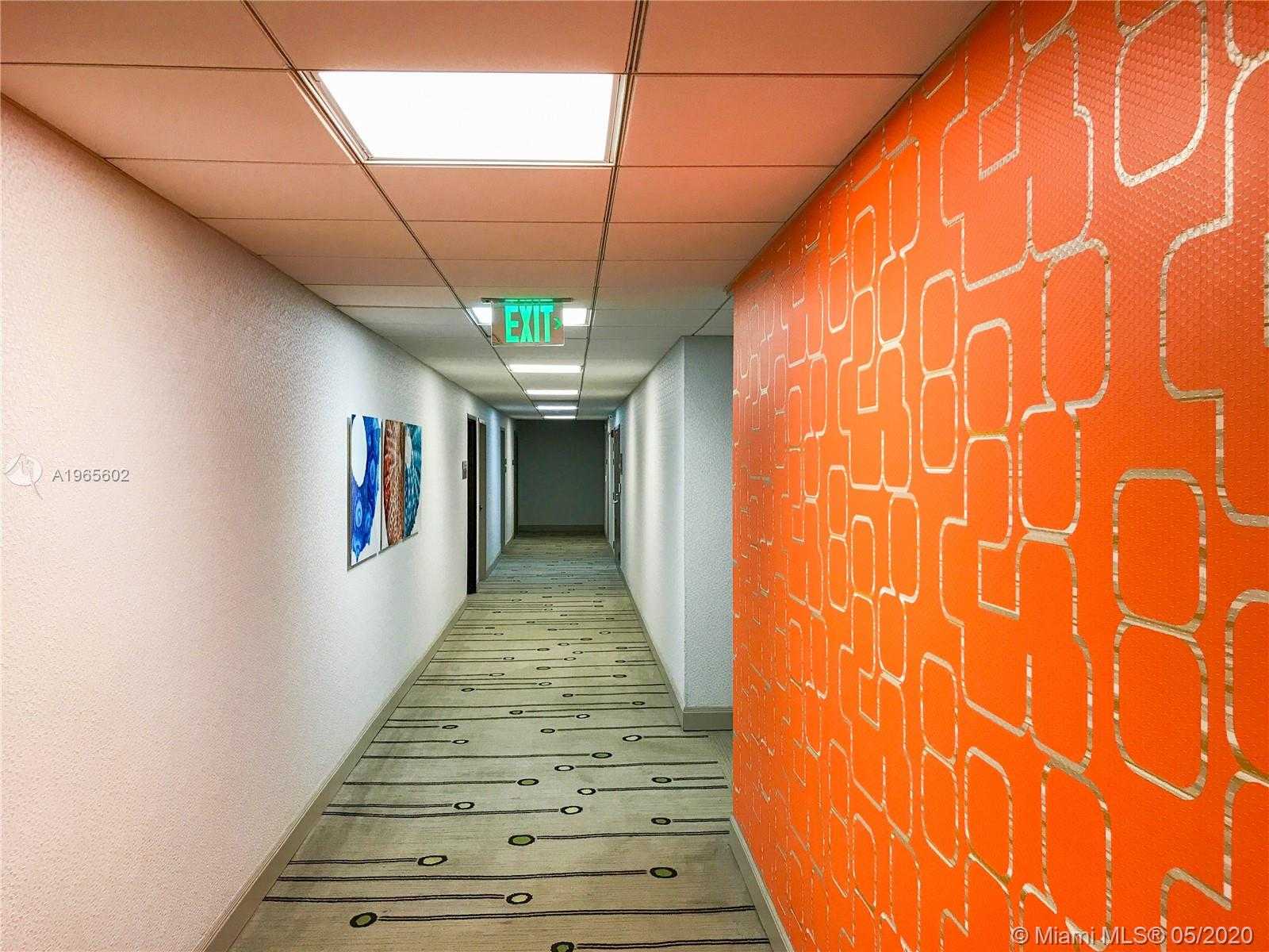 Small Image of 1680 MICHIGAN AV #TOPFLR, Miami Beach Number 20
