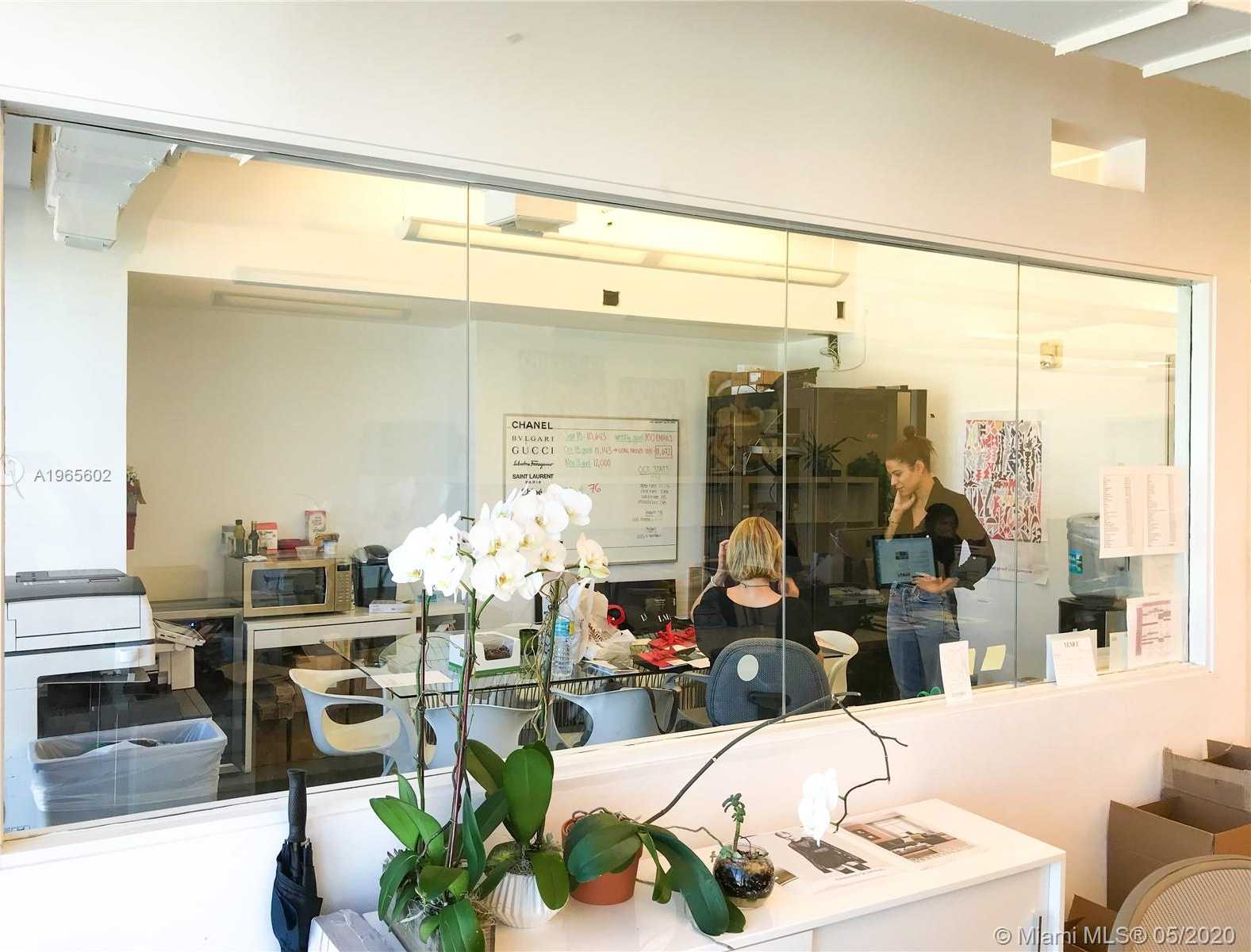 Small Image of 1680 MICHIGAN AV #TOPFLR, Miami Beach Number 25