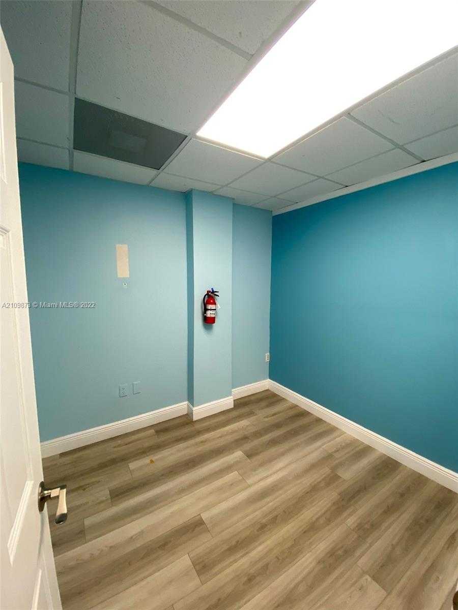 Small Image of 377 NORTH KROME AV, Homestead Number 3