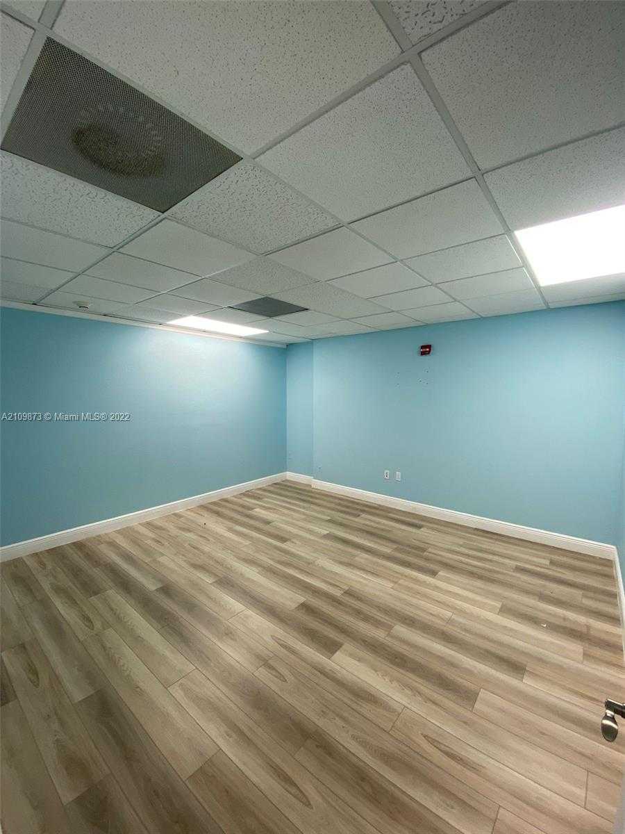 Small Image of 377 NORTH KROME AV, Homestead Number 4