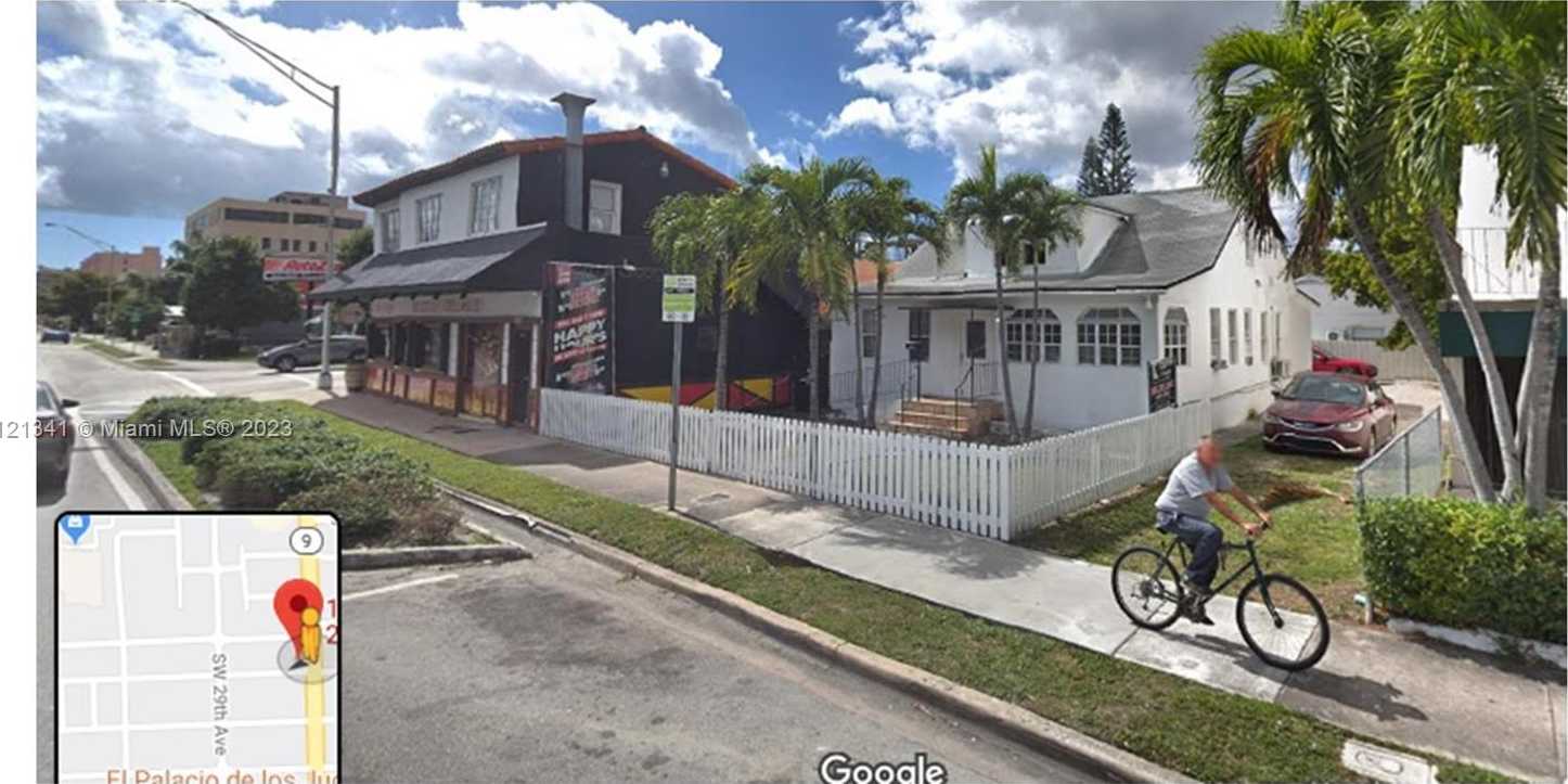 Small Image of 1148 SW 27th Ave, Miami, FL 33135, USA Number 10