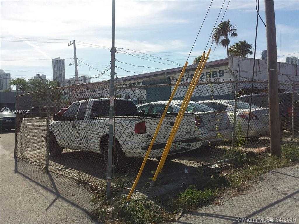 Small Image of 60 NW 20th St, Miami, FL 33127, USA Number 10
