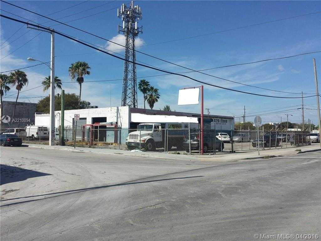 Small Image of 60 NW 20th St, Miami, FL 33127, USA Number 2