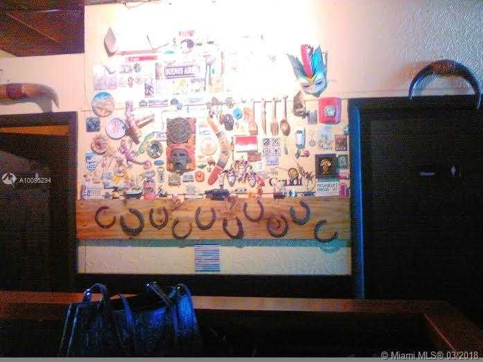 Small Image of COLLINS, Miami Beach Number 12