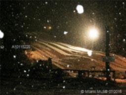 Small Object Image