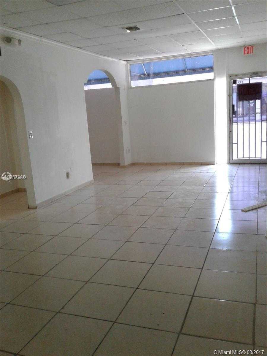 Small Image of 1691 NE 123rd St, North Miami, FL 33181, USA Number 21