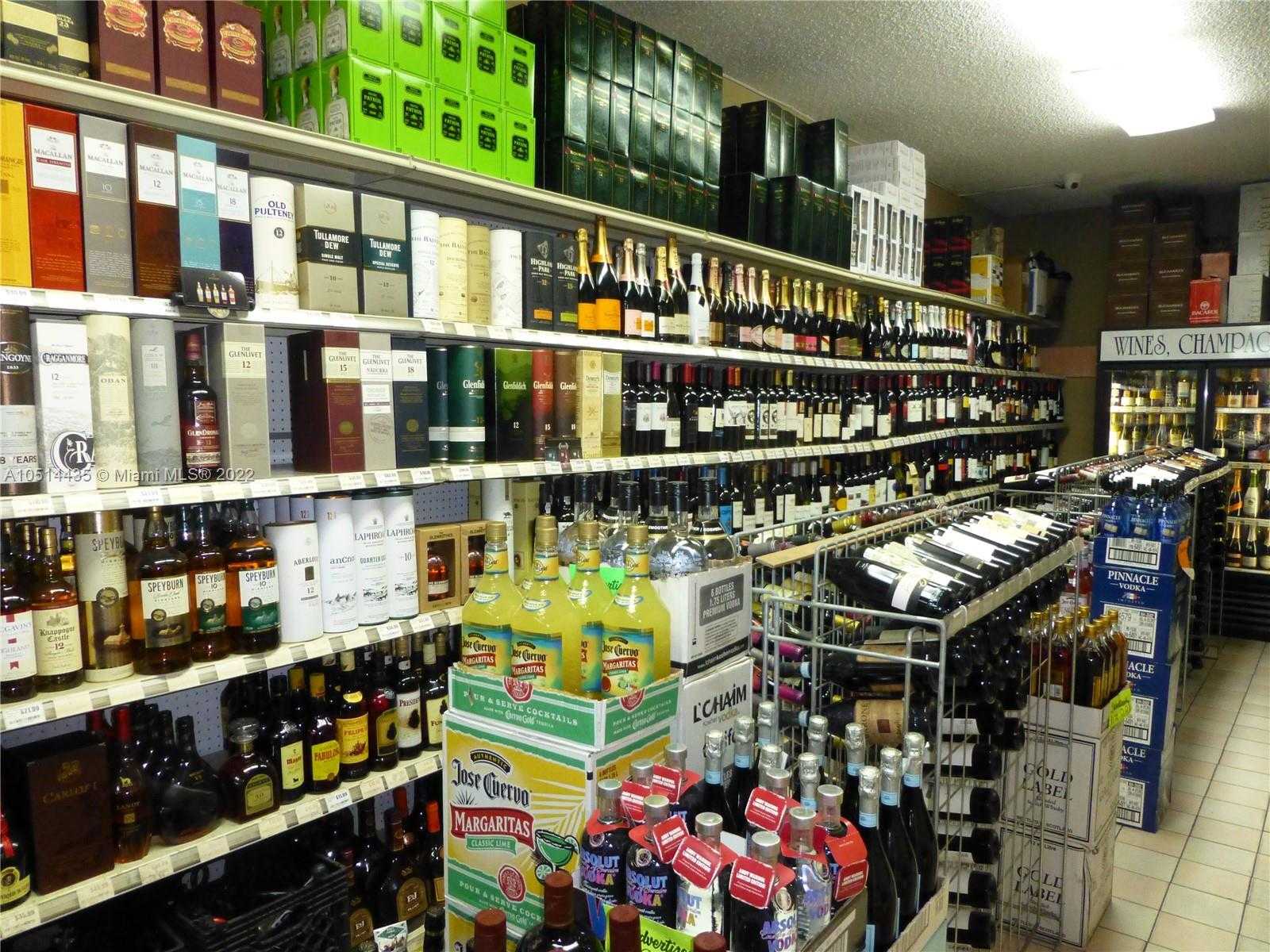 Small Image of 1260 SW 8th St, Miami, FL 33135, USA Number 5