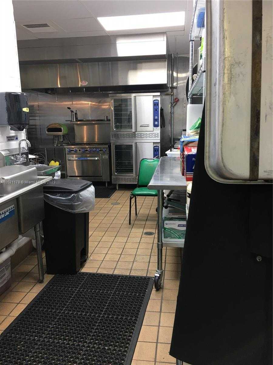 Small Image of 7990 Riviera Blvd, Miramar, FL 33023, USA Number 9