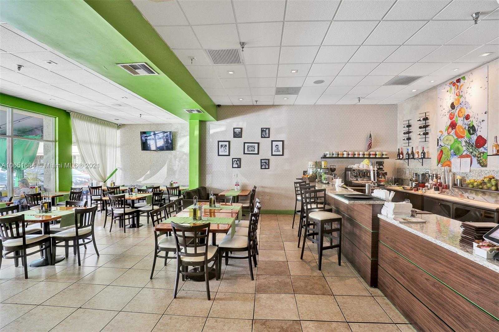 Small Image of 18288 Collins Ave, Sunny Isles Beach, FL 33160, USA Number 34
