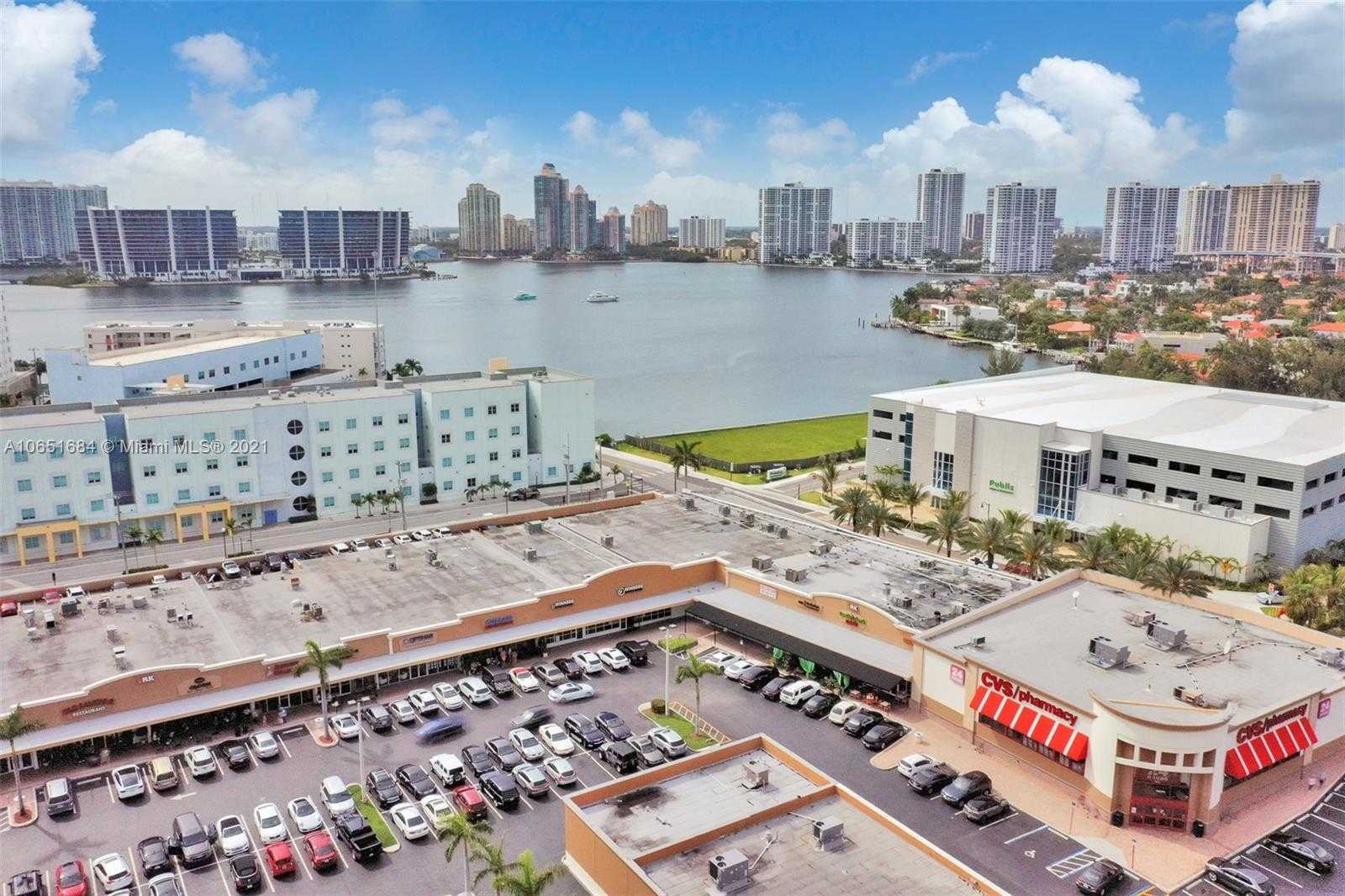 Small Image of 18288 Collins Ave, Sunny Isles Beach, FL 33160, USA Number 37