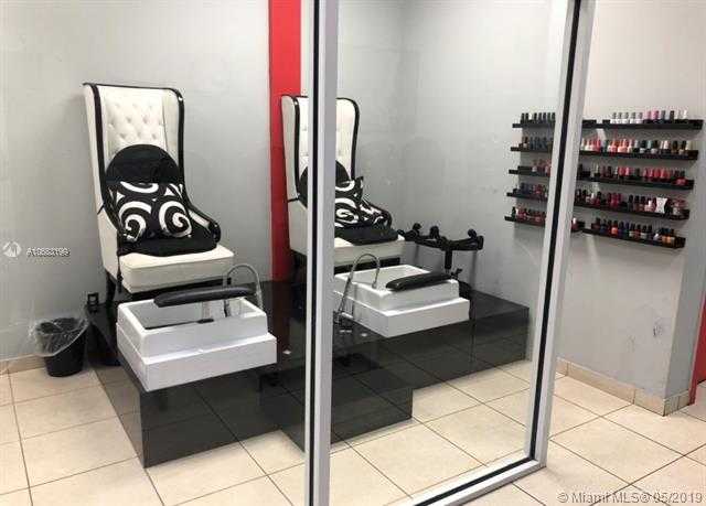 Small Image of 16225 SW 88th St, Miami, FL 33196, USA Number 5