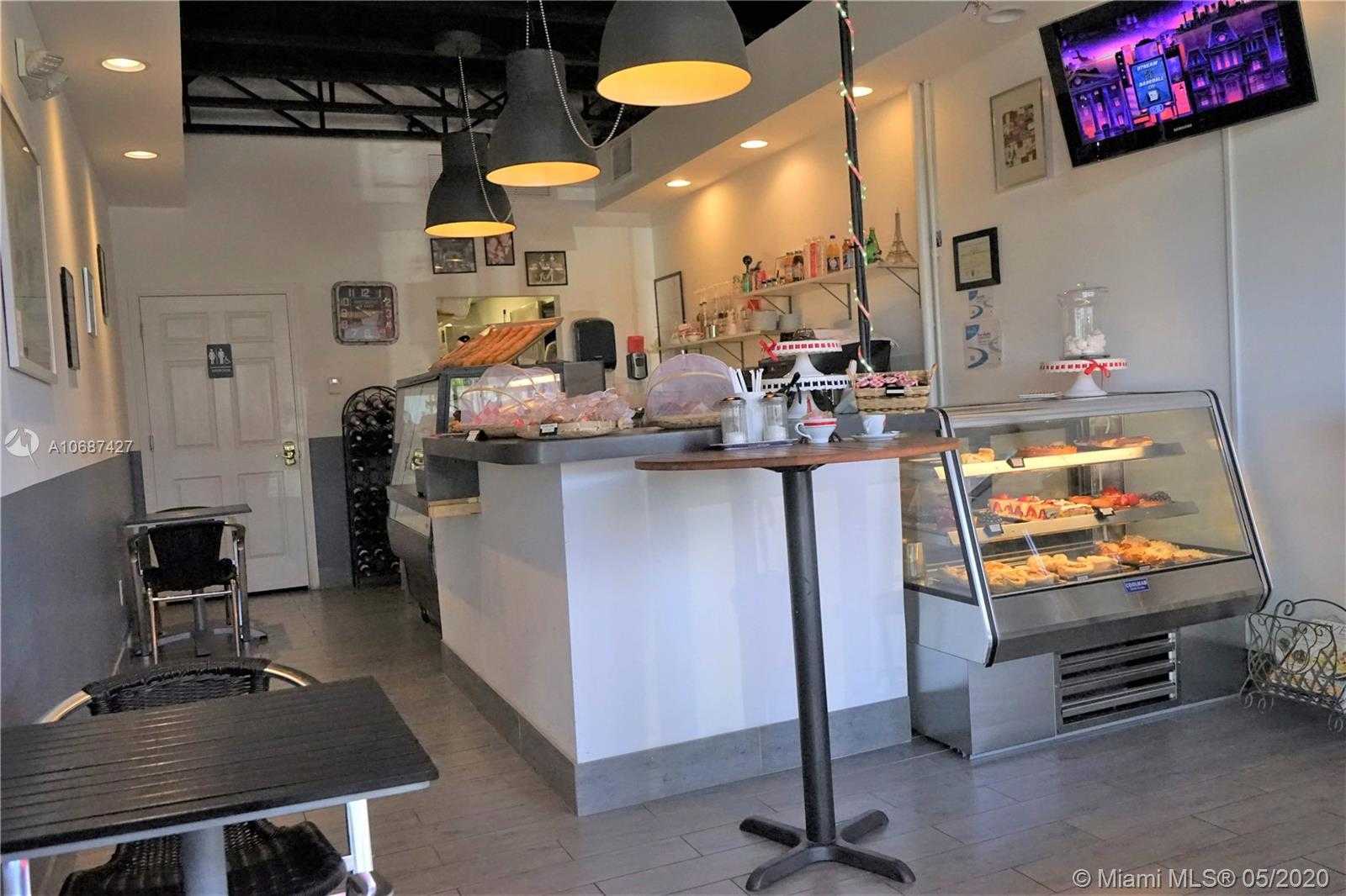 Small Image of 235 EAST COMMERCIAL BLVD, Lauderdale By The Sea Number 6