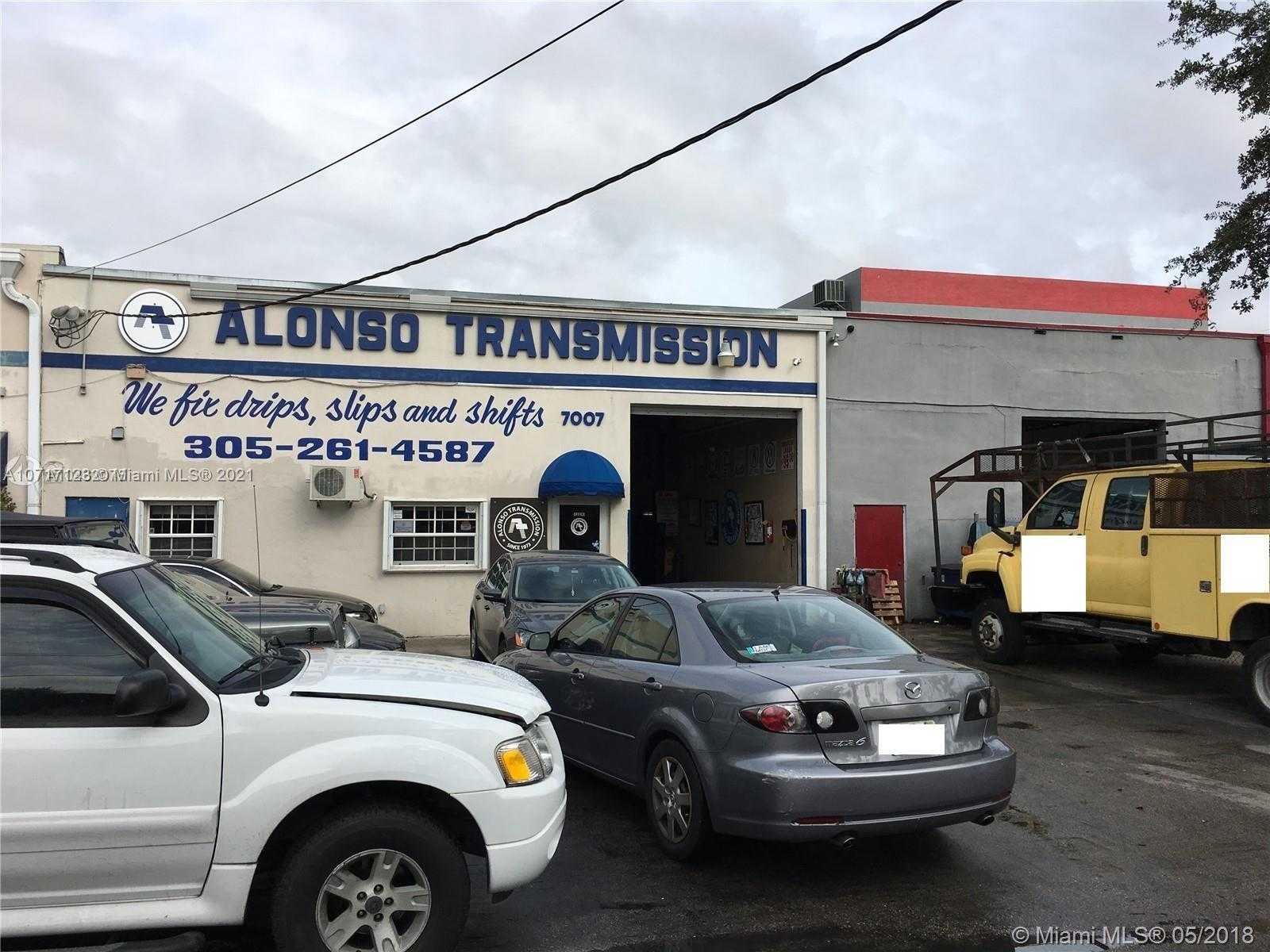 Small Image of 1330 SOUTH WEST 70TH AVE, Miami Number 19