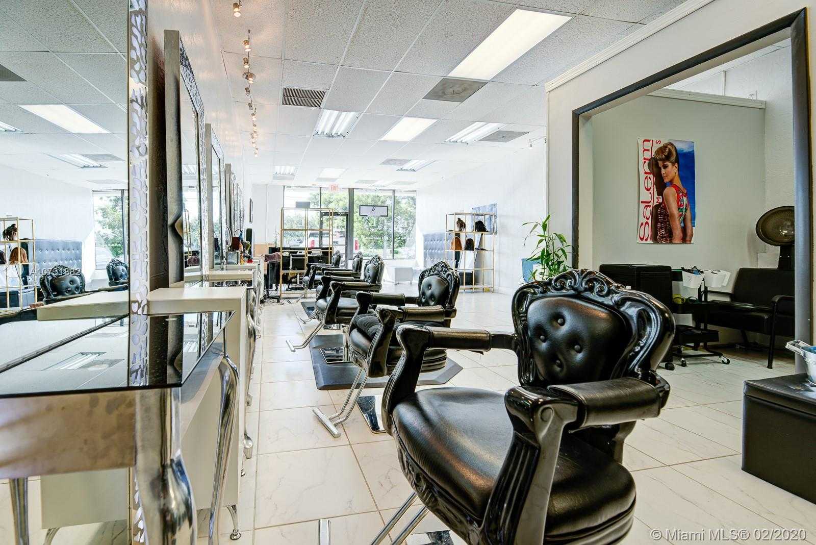 Small Image of 19760 DIXIE HWY, Cutler Bay Number 10