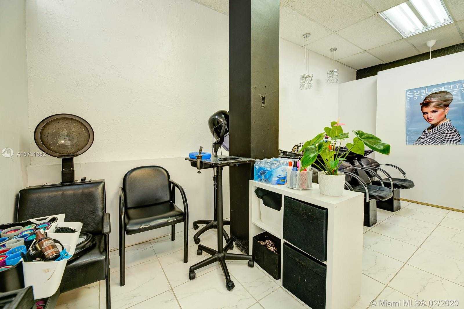 Small Image of 19760 DIXIE HWY, Cutler Bay Number 11