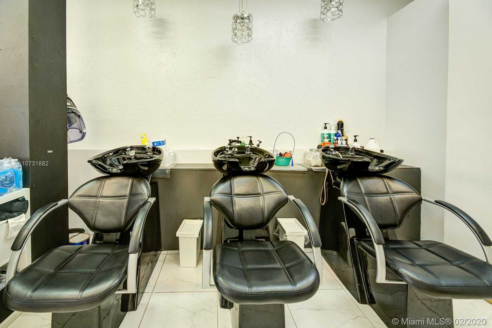 Small Image of 19760 DIXIE HWY, Cutler Bay Number 12