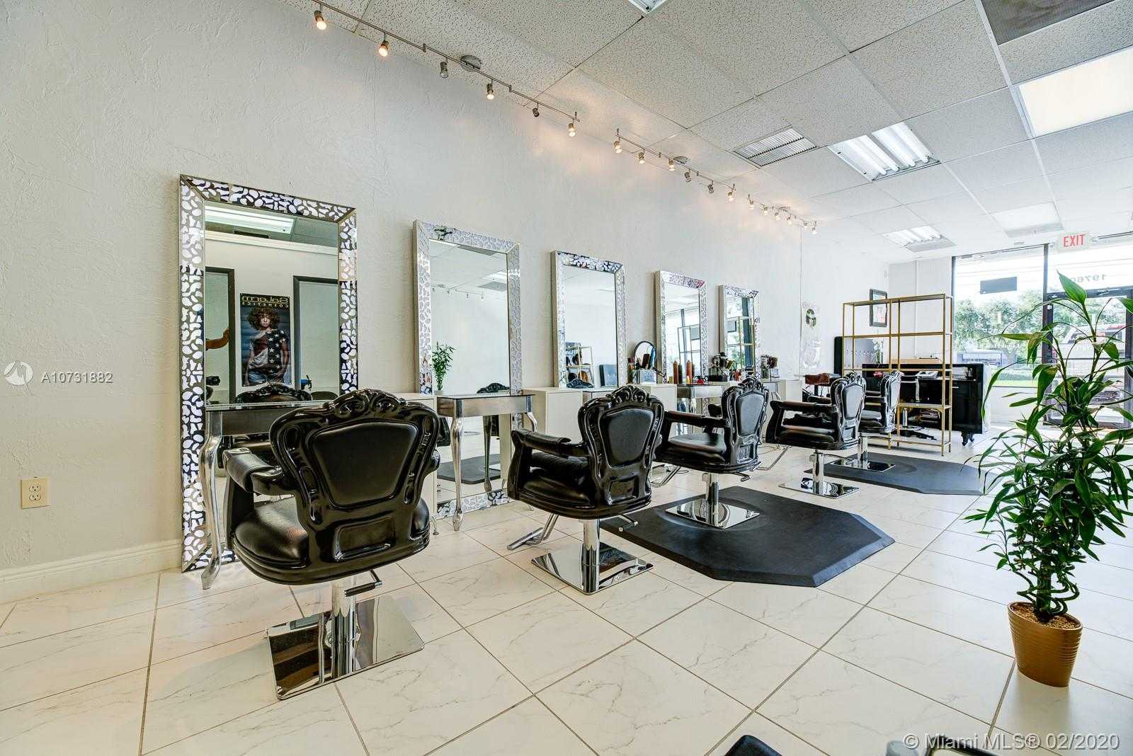 Small Image of 19760 DIXIE HWY, Cutler Bay Number 2
