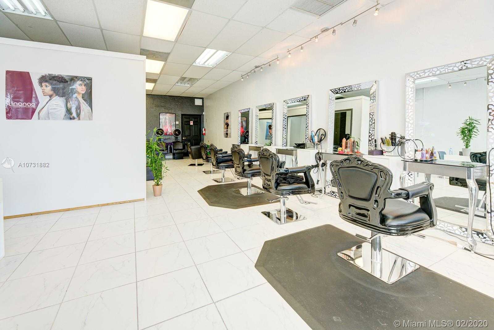 Small Image of 19760 DIXIE HWY, Cutler Bay Number 9