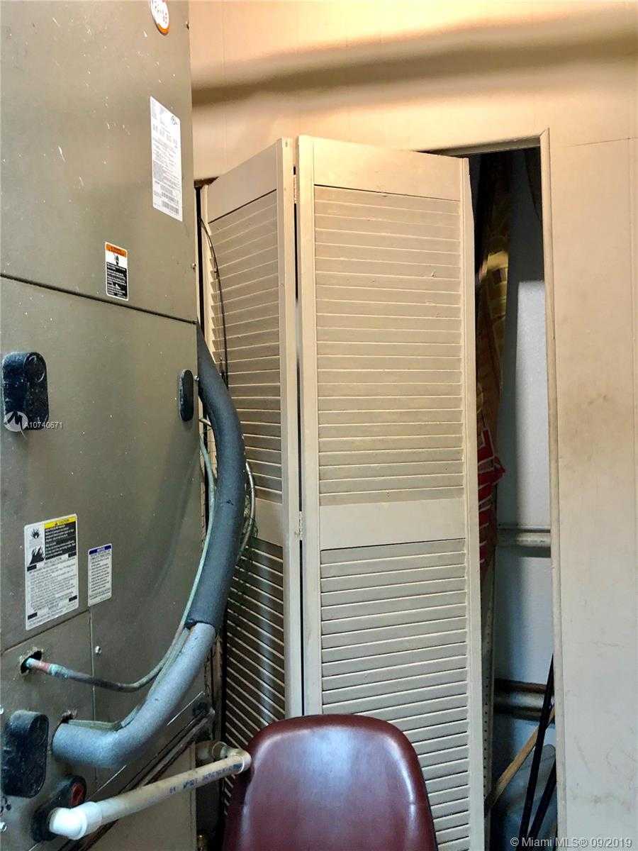 Small Image of 3590 WEST BROWARD, Fort Lauderdale Number 10