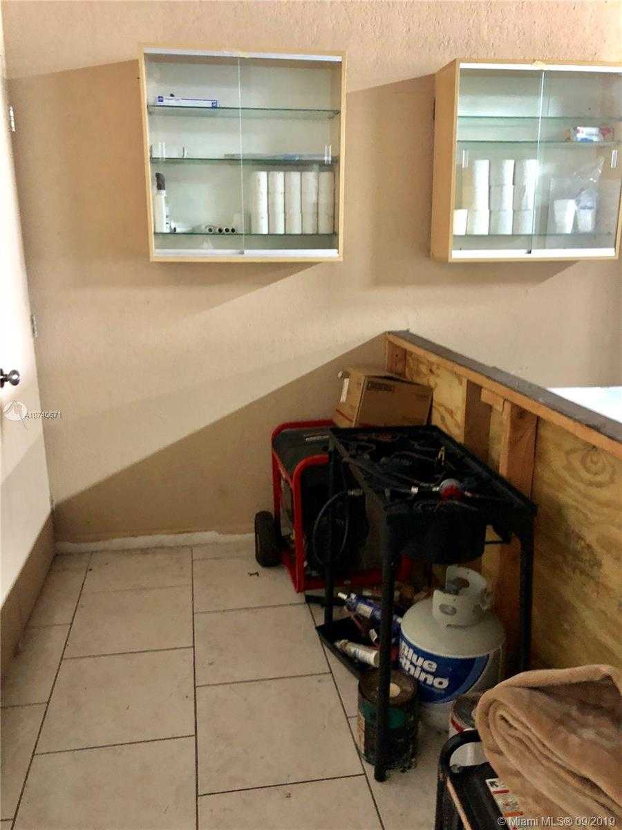 Small Image of 3590 WEST BROWARD, Fort Lauderdale Number 8