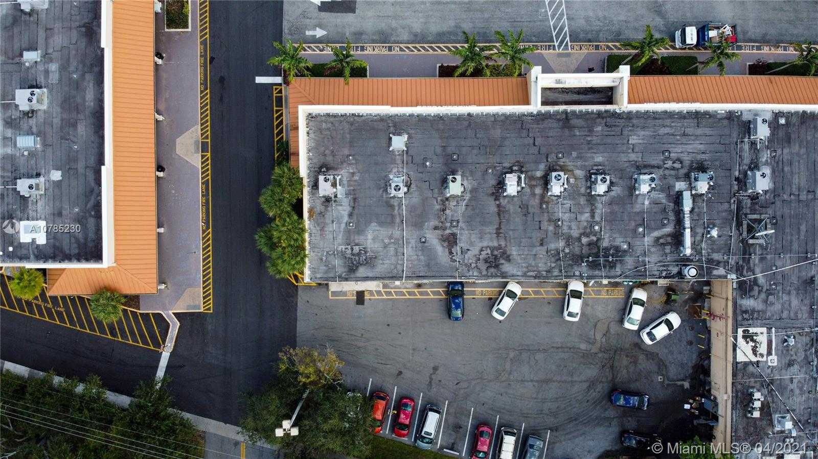 Small Image of 1301 SOUTH MILITARY TRL, Deerfield Beach Number 12