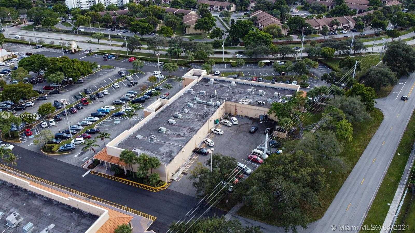 Small Image of 1301 SOUTH MILITARY TRL, Deerfield Beach Number 13