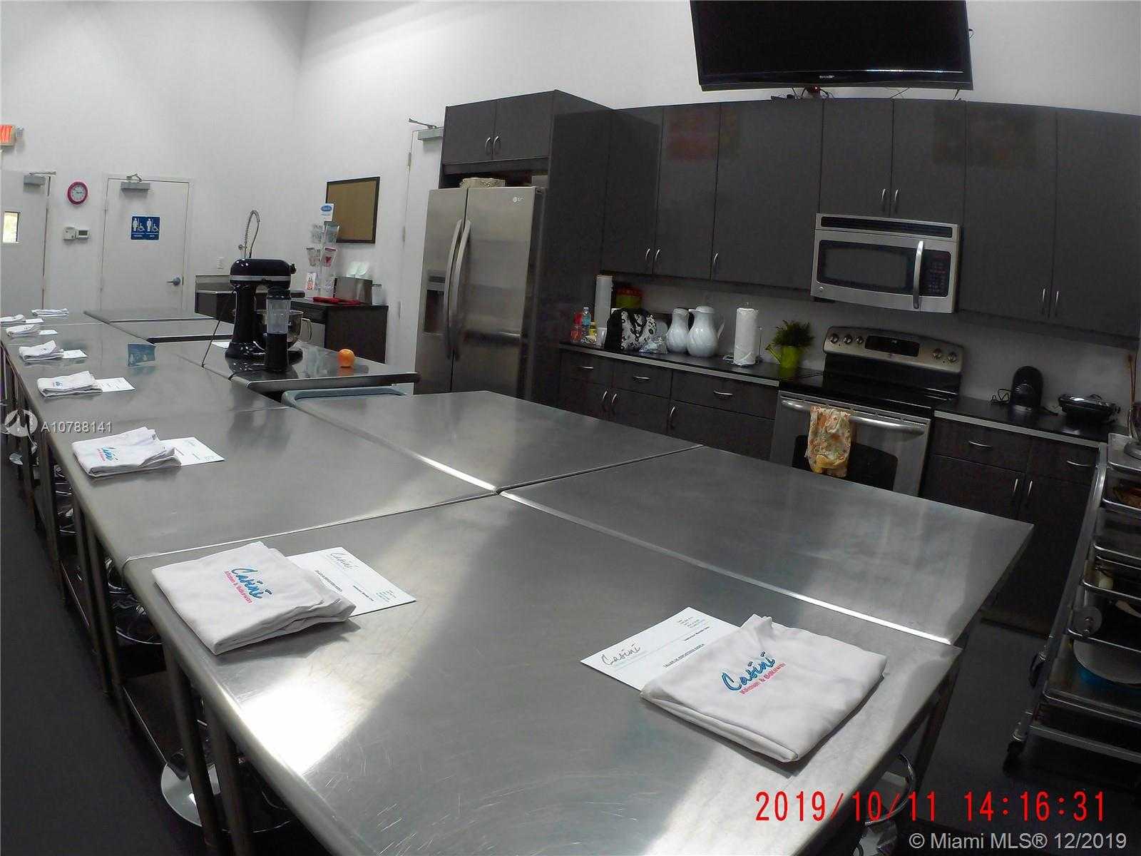 Small Image of 5161 NORTH WEST 79TH AVE, Doral Number 15