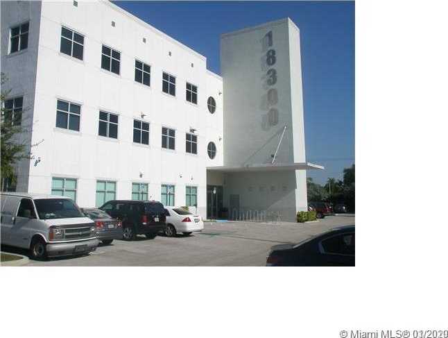 Small Image of 18300 NORTH WEST 62ND AVE, Hialeah Number 3