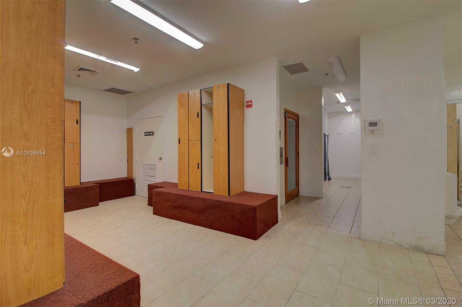 Small Image of 3650 SOUTH WEST 10TH ST, Deerfield Beach Number 28