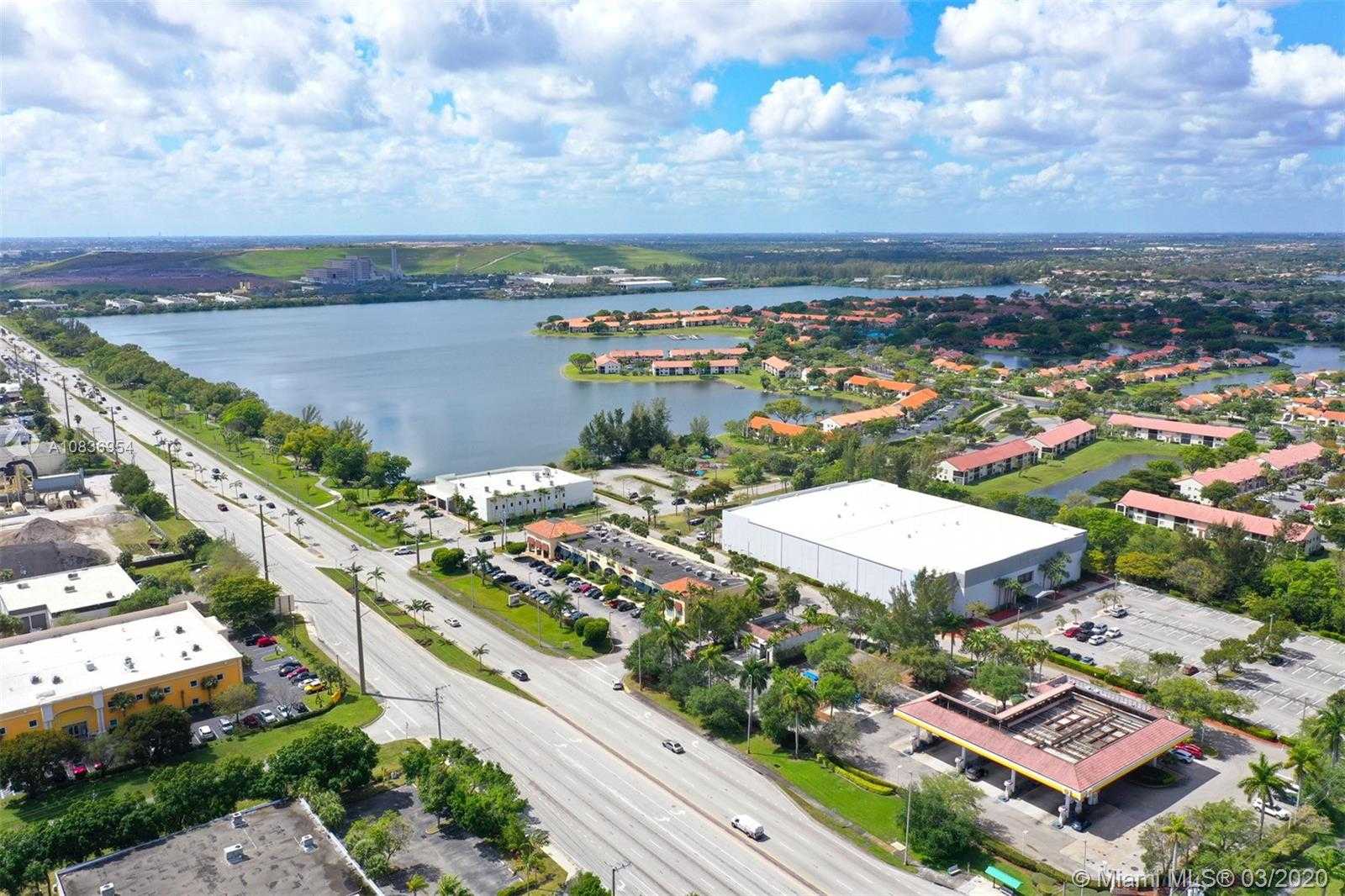 Small Image of 3650 SOUTH WEST 10TH ST, Deerfield Beach Number 4