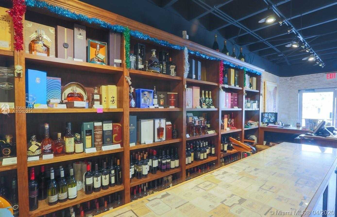 Small Image of 1445 ALTON RD, Miami Beach Number 11