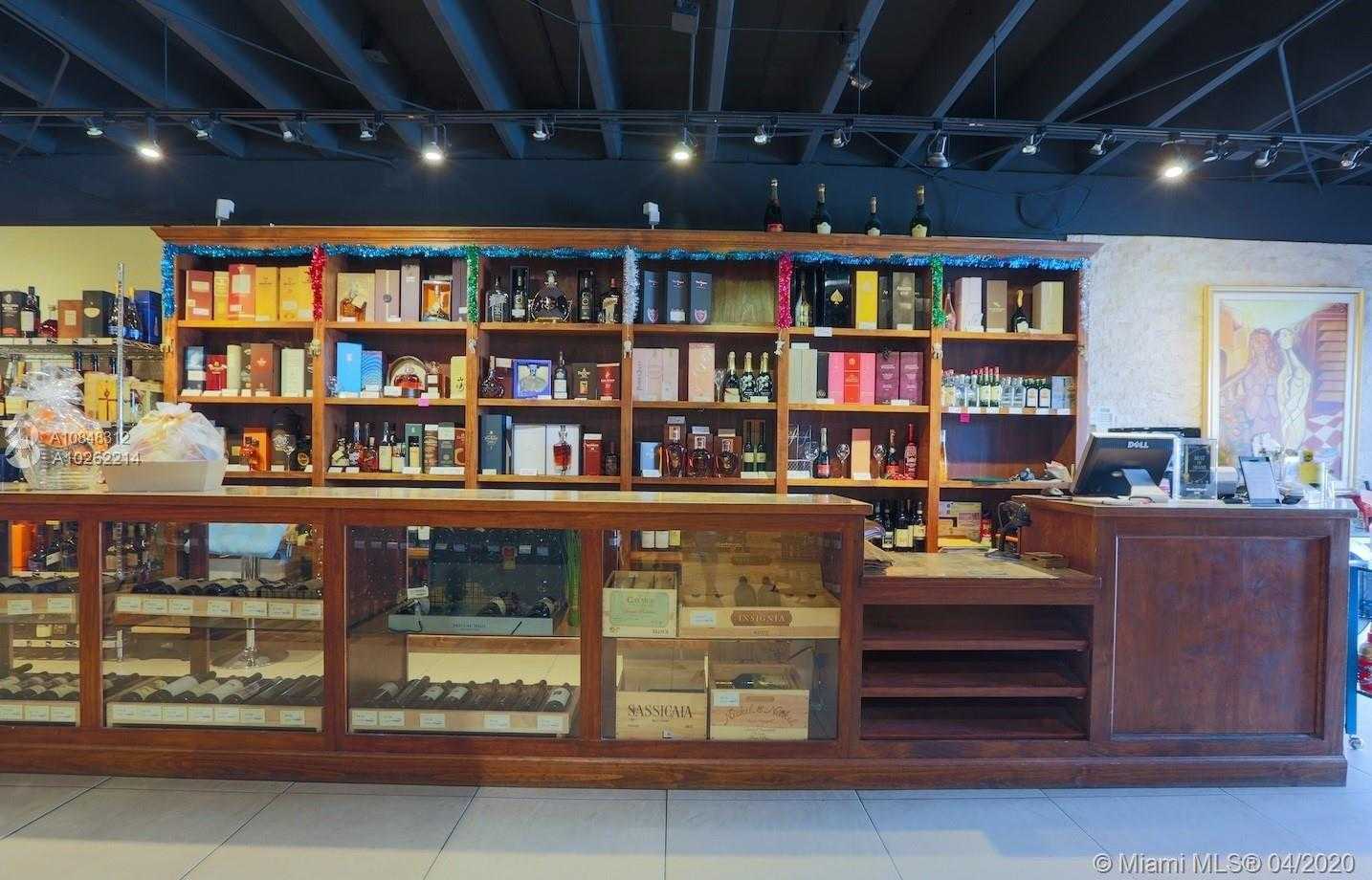 Small Image of 1445 ALTON RD, Miami Beach Number 13