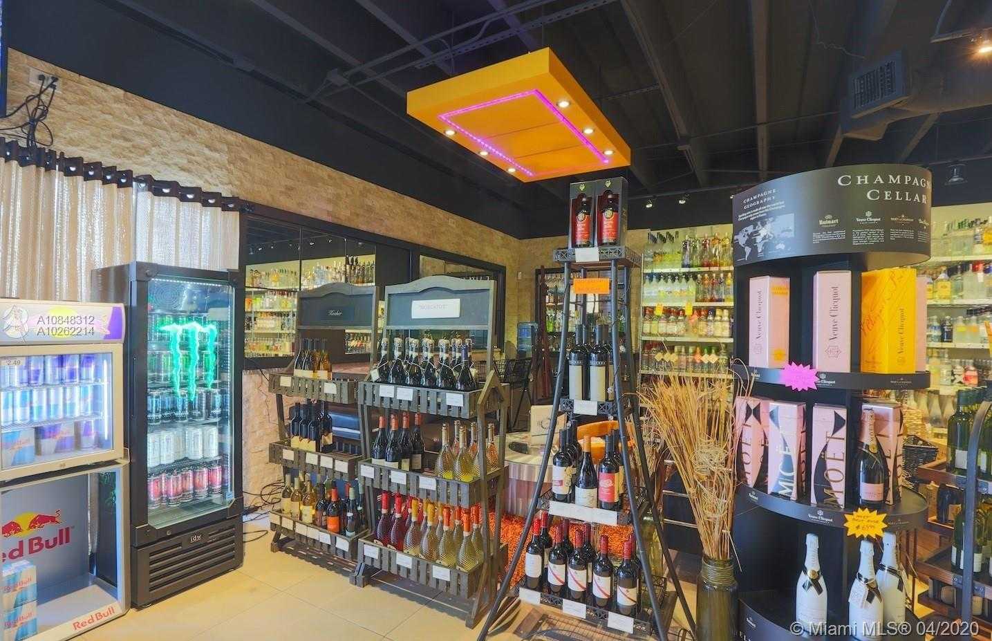 Small Image of 1445 ALTON RD, Miami Beach Number 17