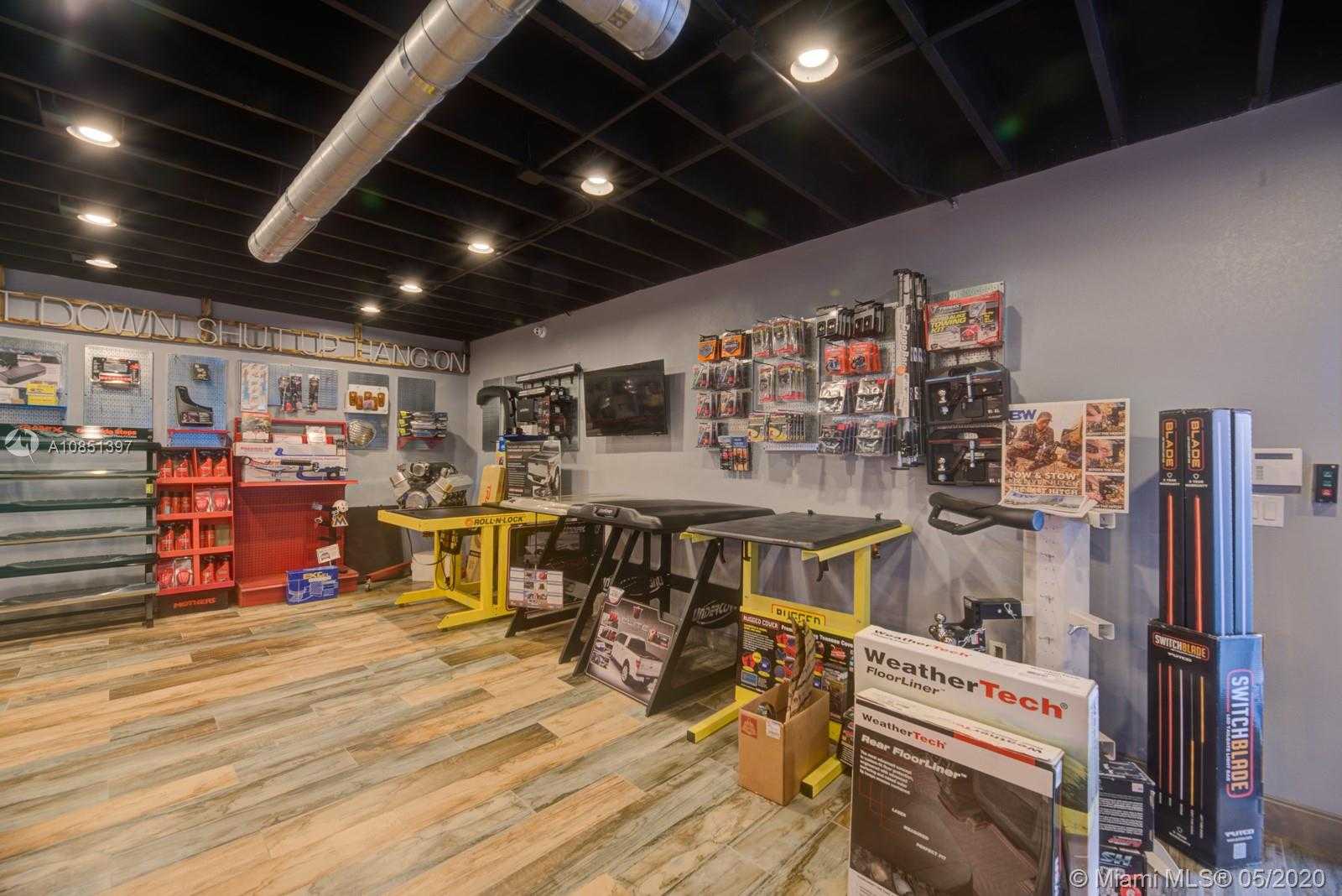 Small Image of 10409 SOUTH WEST 186 STREET, Cutler Bay Number 20