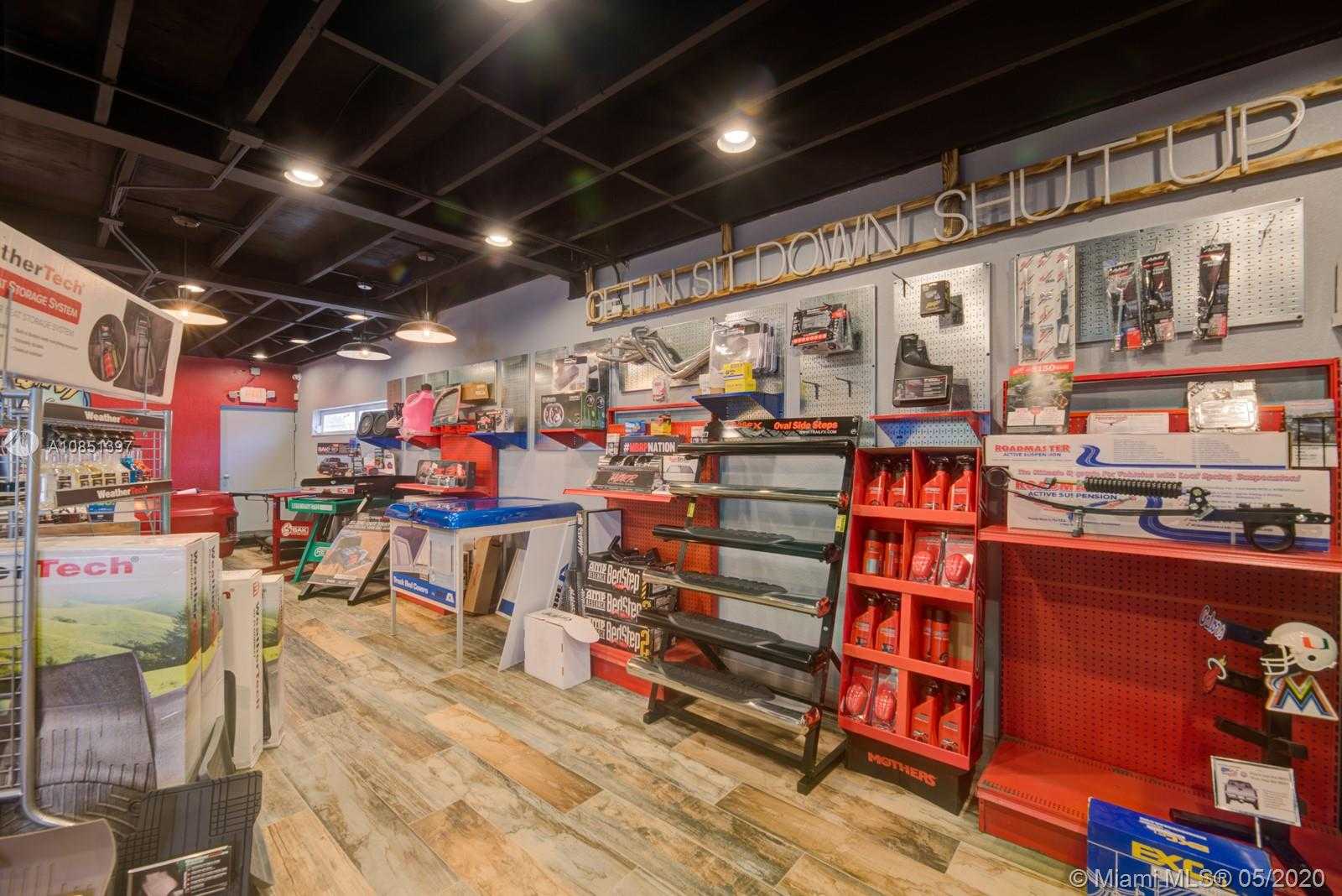Small Image of 10409 SOUTH WEST 186 STREET, Cutler Bay Number 21
