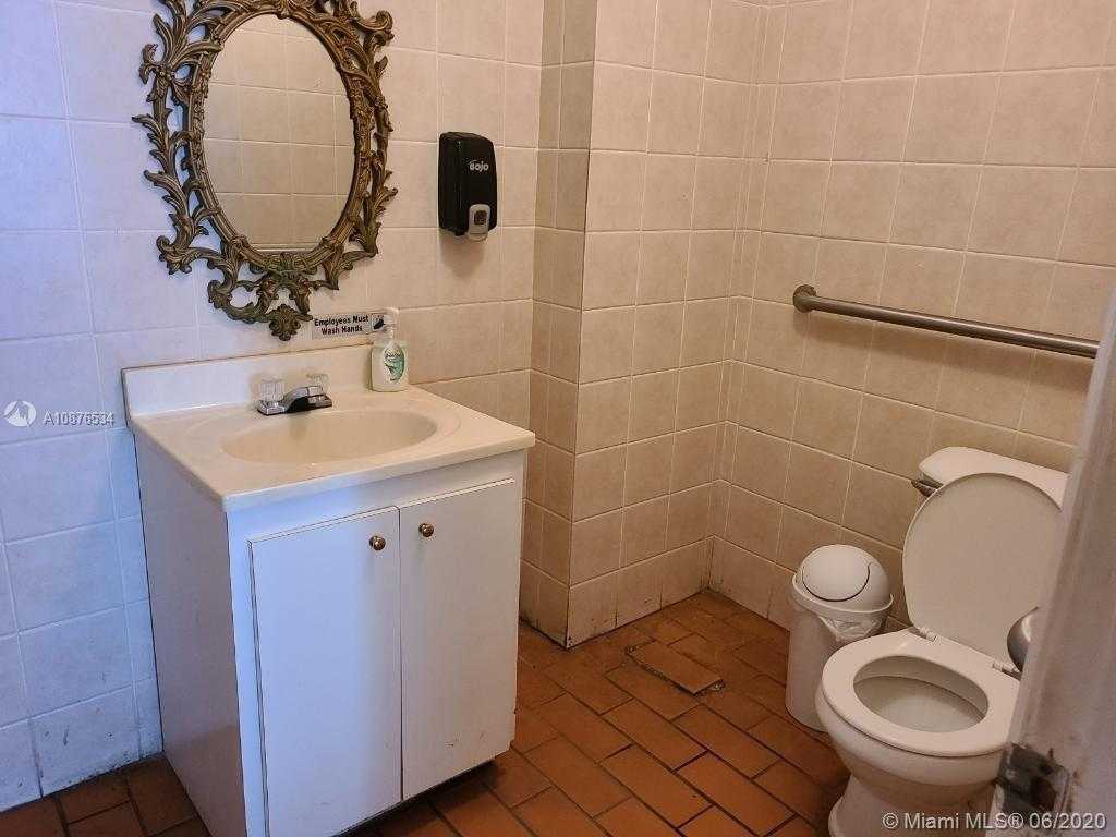 Small Image of 2820 NORTH WEST 7TH AVE, Miami Number 23