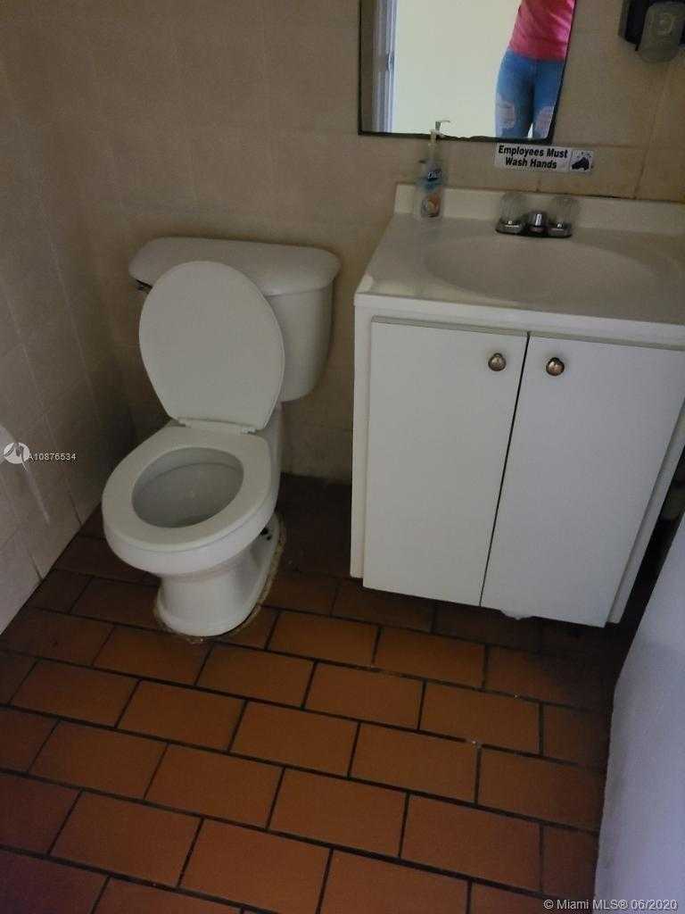 Small Image of 2820 NORTH WEST 7TH AVE, Miami Number 24