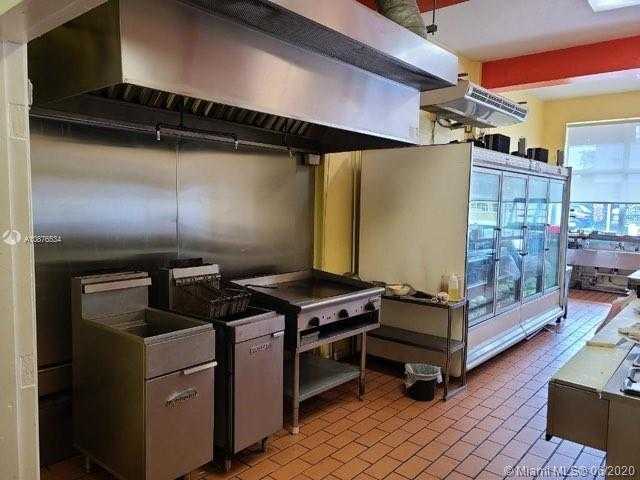Small Image of 2820 NORTH WEST 7TH AVE, Miami Number 4