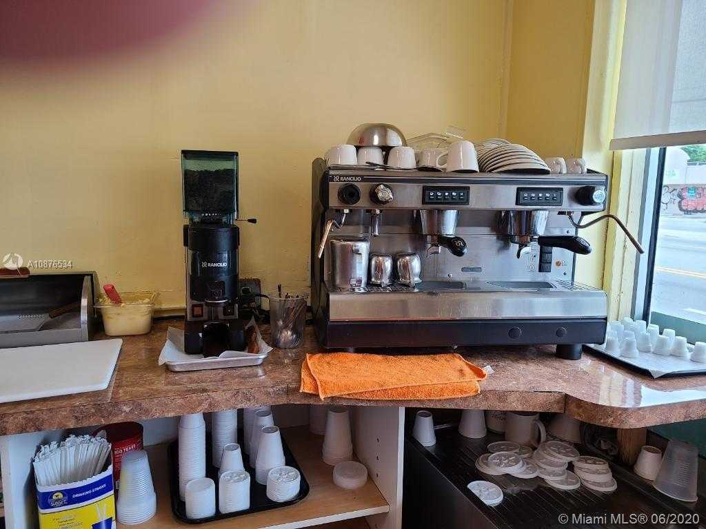 Small Image of 2820 NORTH WEST 7TH AVE, Miami Number 7