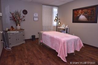 Small Image of 10300 SOUTH WEST 72ND ST, Miami Number 14
