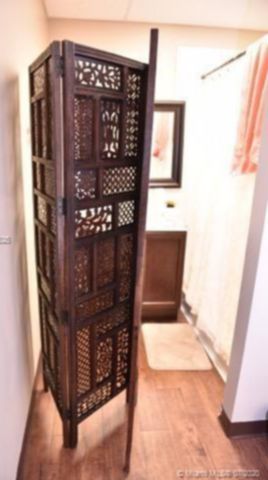 Small Image of 10300 SOUTH WEST 72ND ST, Miami Number 7