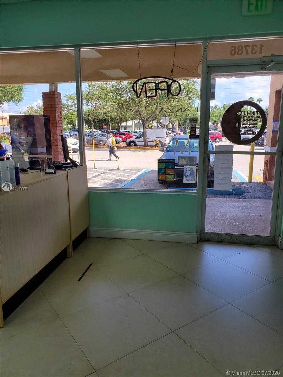 Small Image of 13786 SOUTH WEST 152 ST, Miami Number 18