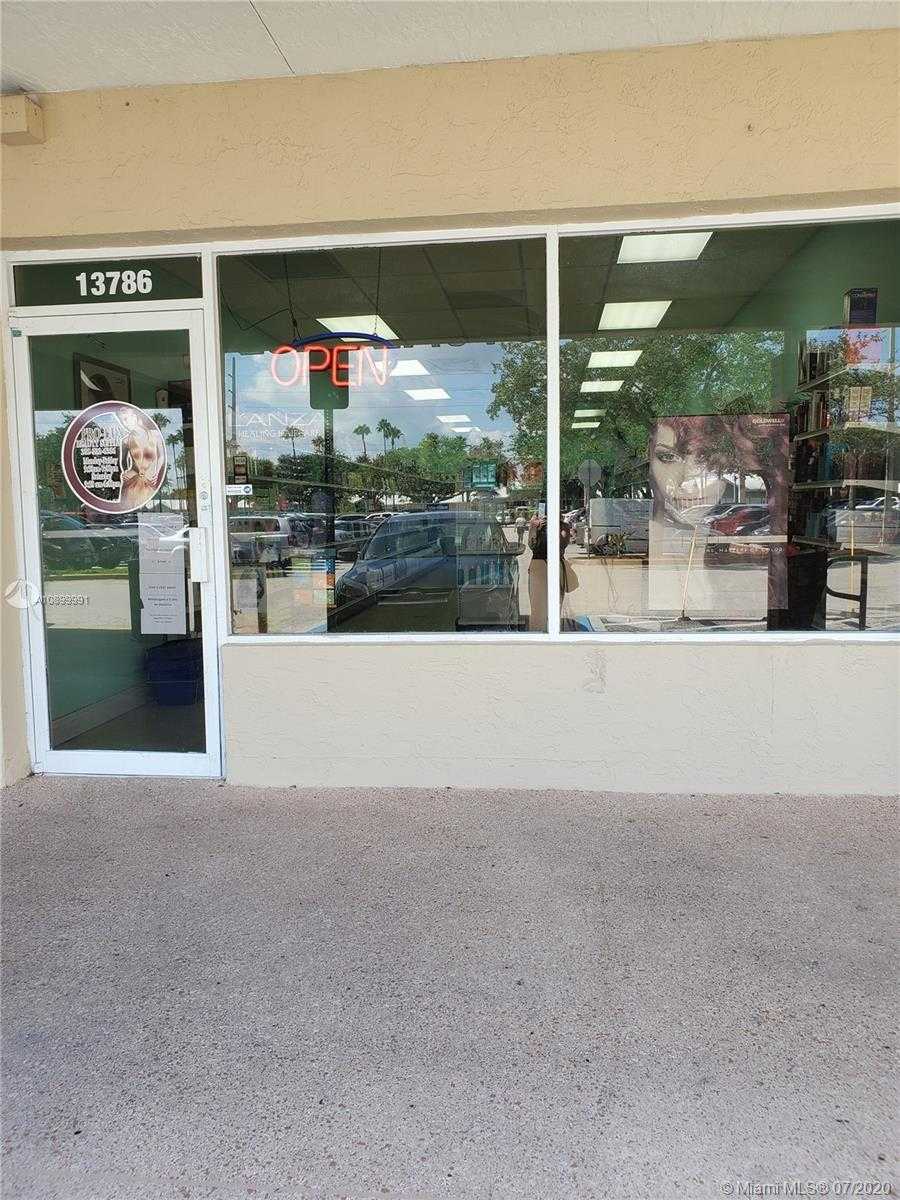 Small Image of 13786 SOUTH WEST 152 ST, Miami Number 3