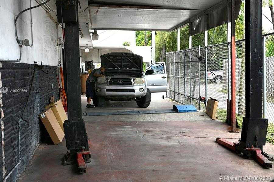 Small Image of 91 WEST 29TH ST, Hialeah Number 14