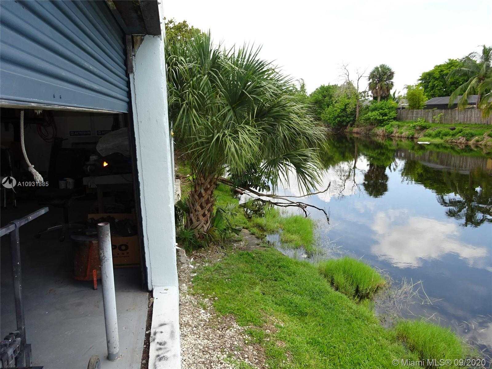 Small Image of 214 MARGATE CT BAY1-7, Margate Number 29