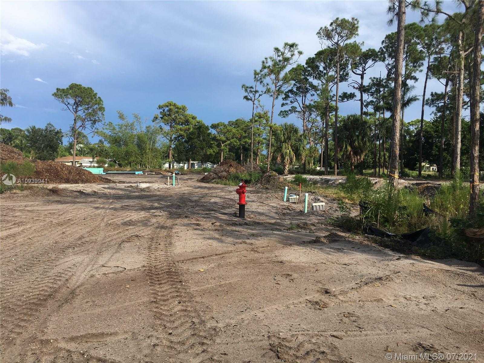 Small Image of WORTH AVE, Palm Beach Number 22
