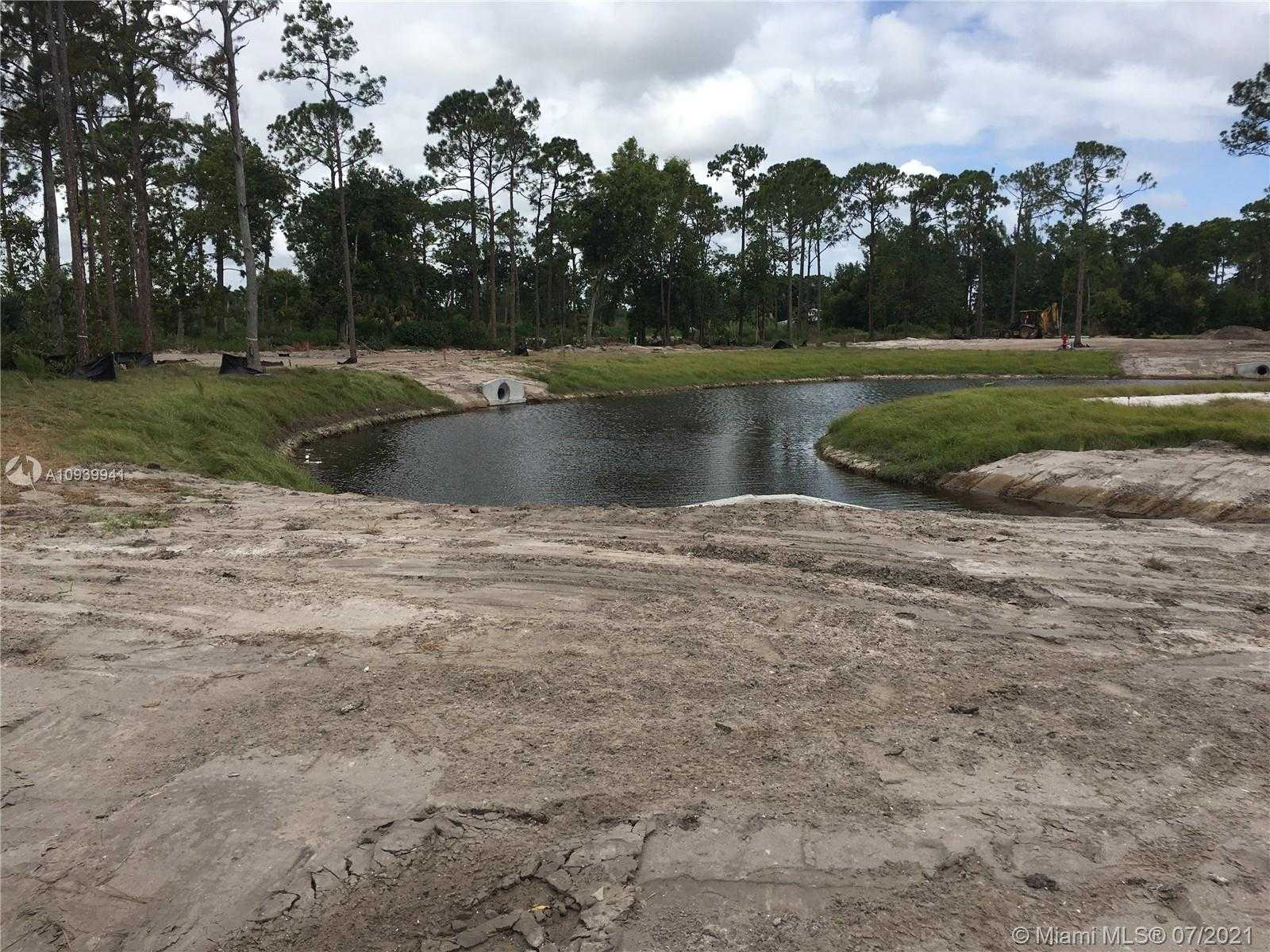 Small Image of WORTH AVE, Palm Beach Number 23